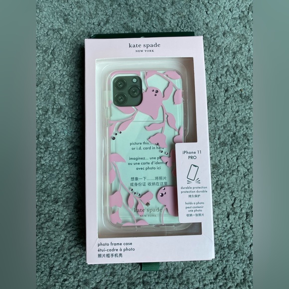 Kate spade iPhone 11 Pro phone case - Picture 5 of 7